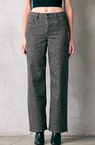 Hidden Logan Cheetah Dad Jeans