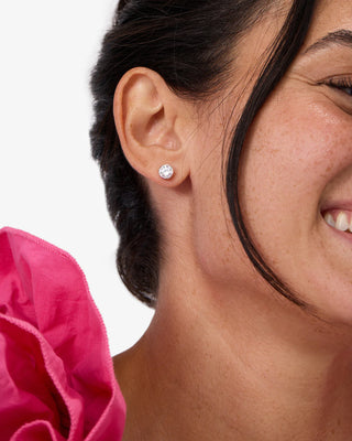 Melinda Maria Baroness 6mm Studs